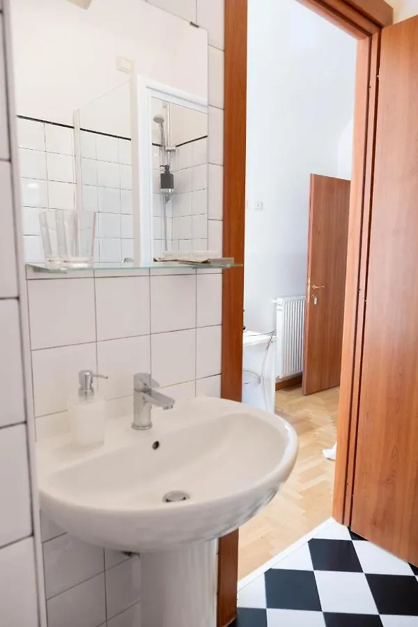 Casa Orange B&B 0*, Rome Italy