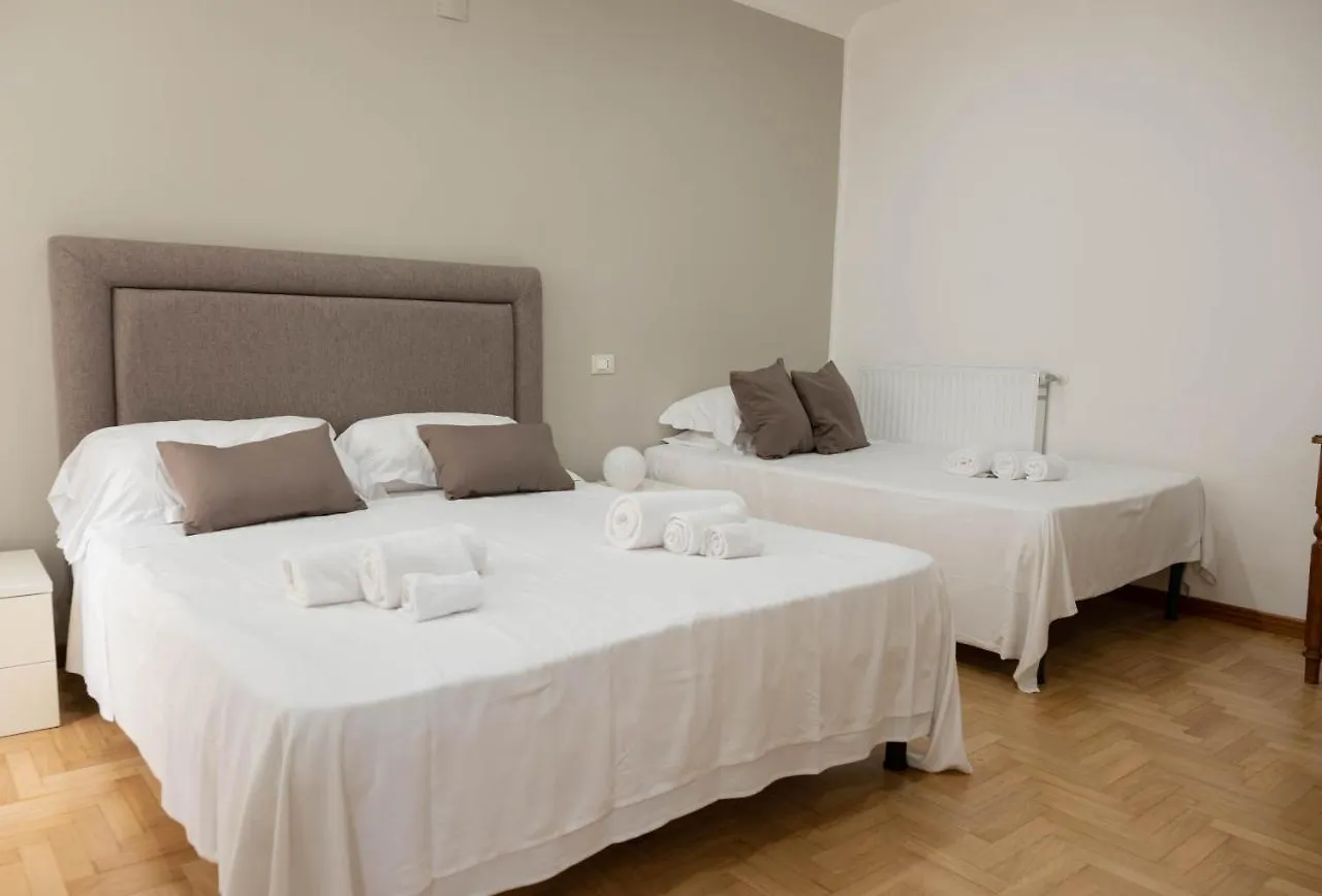 Casa Orange B&B 0*, Rome Italy