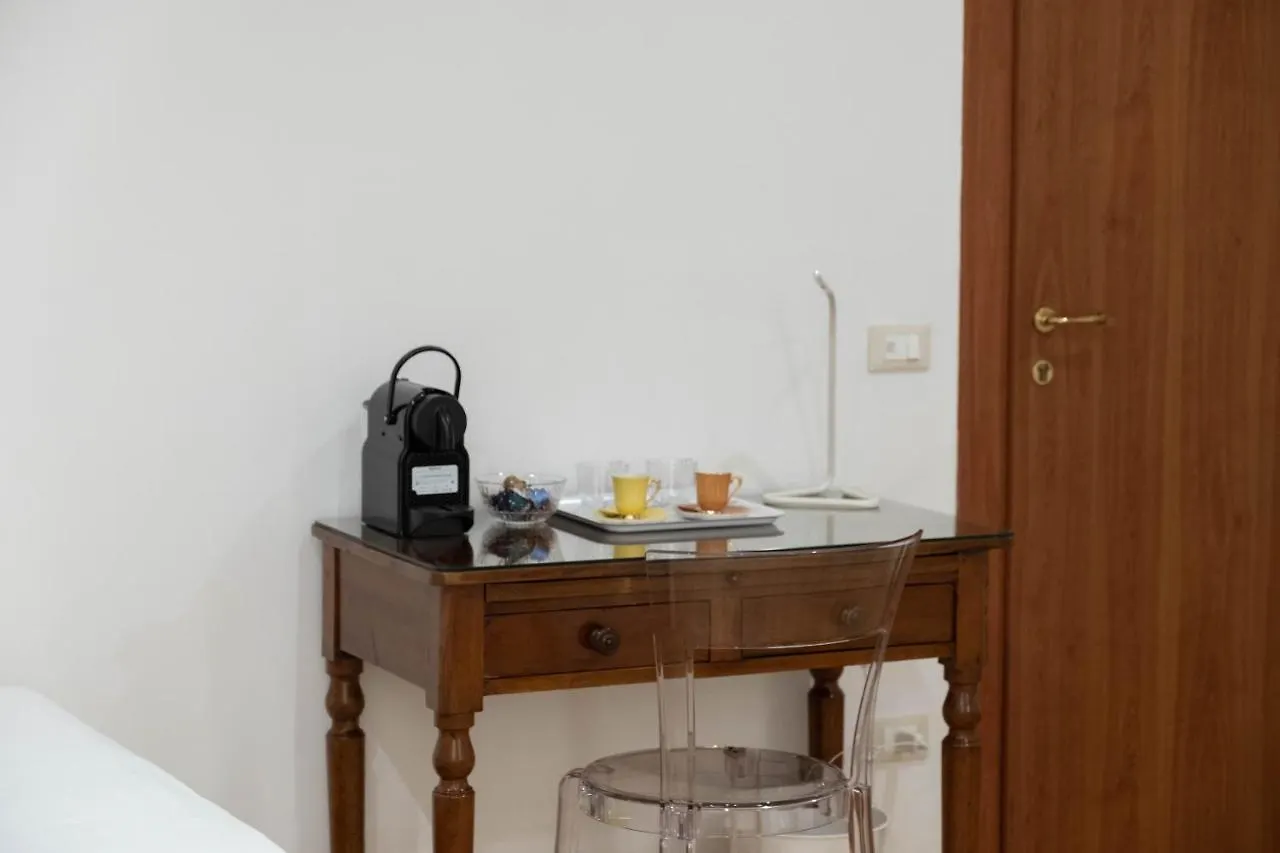 Casa Orange B&B Bed & Breakfast Rome